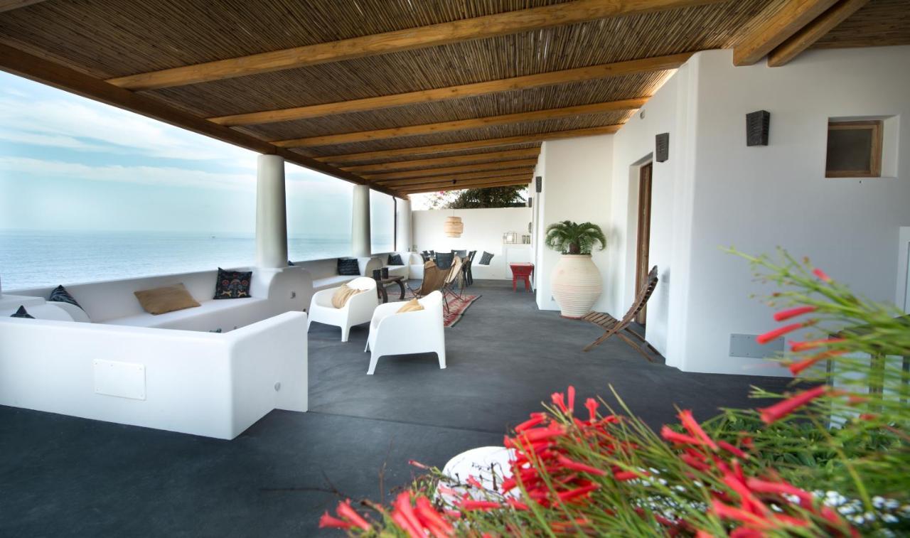 Casa 34 Dicembre Villa สตรอมโบลี ภายนอก รูปภาพ